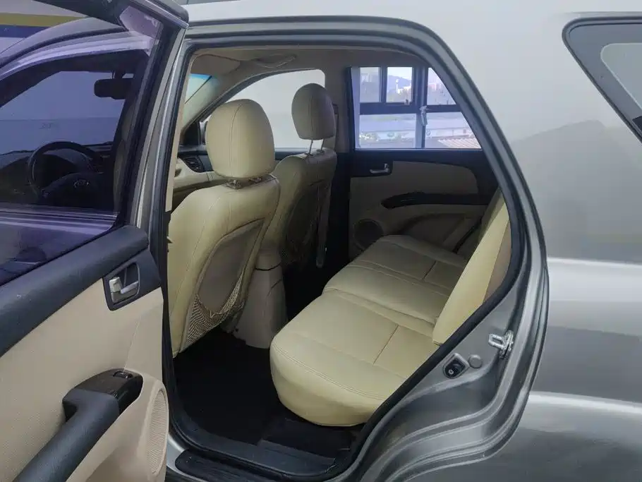 Kia Sportage — миниатюра 11