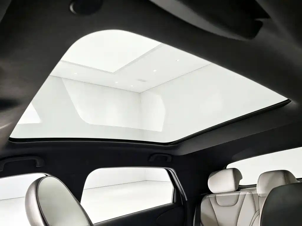 BYD Dolphin — миниатюра 10