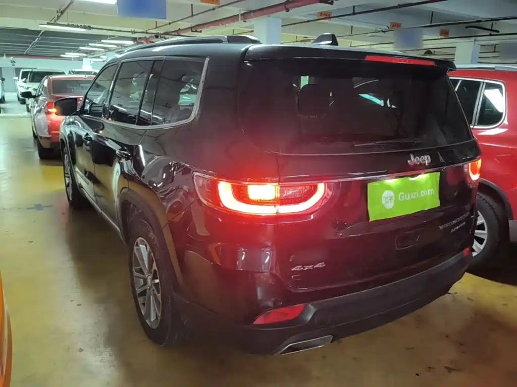 Jeep Grand Commander — миниатюра 5