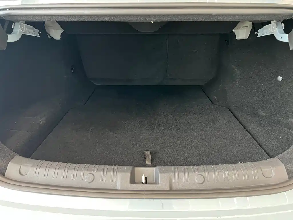 BYD Qin L — миниатюра 13