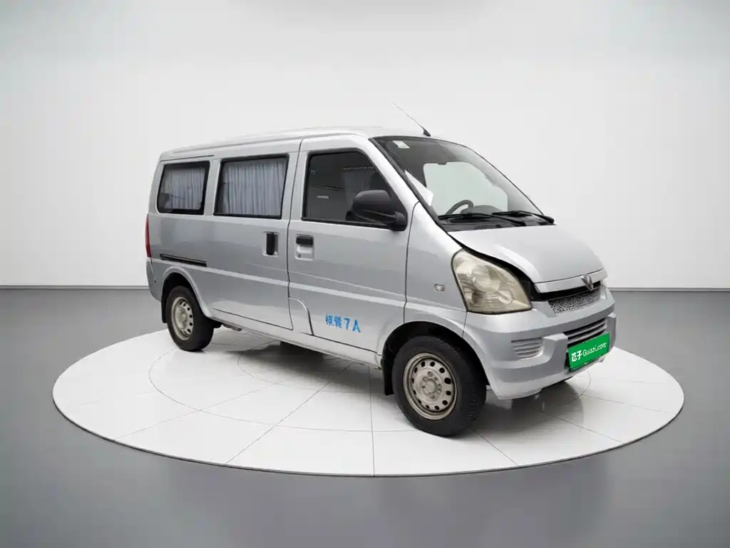 Wuling Rongguang — миниатюра 3