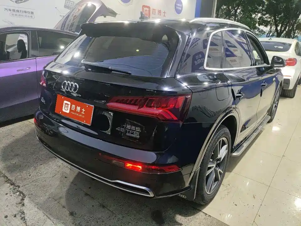 Audi Q5L — миниатюра 9