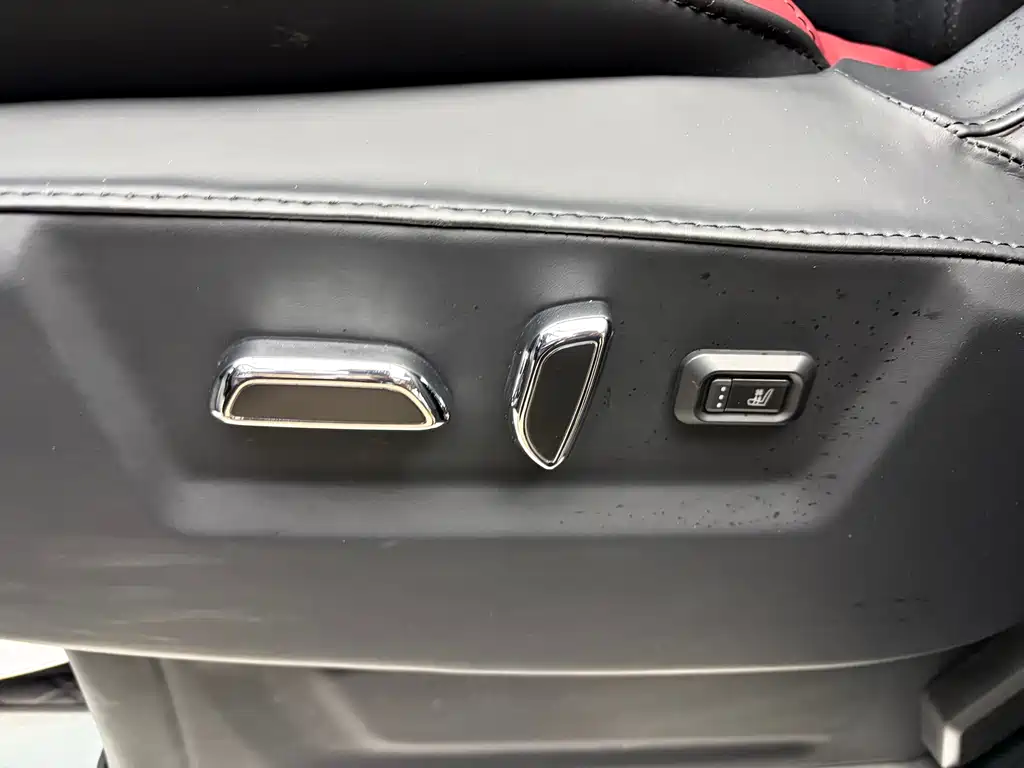 Ford Tourneo — миниатюра 18