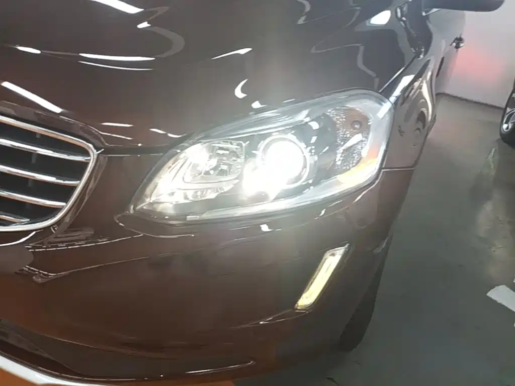 Volvo XC60 — миниатюра 24