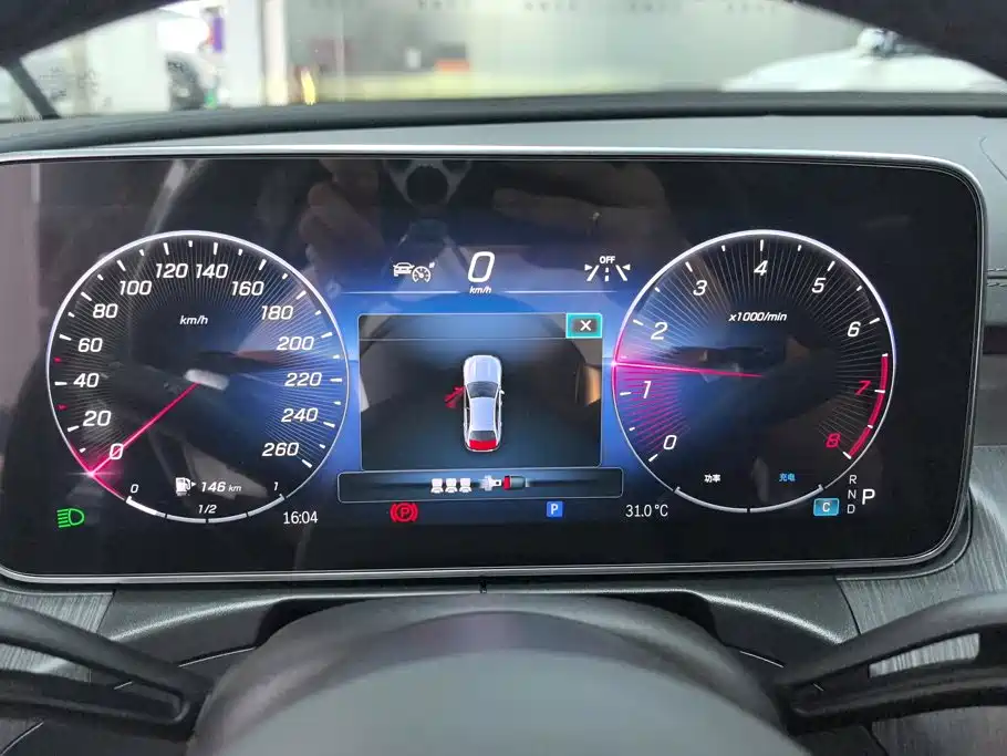 Mercedes-Benz C-Class — миниатюра 14