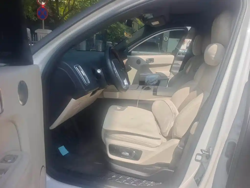 Li Auto Li L7 — миниатюра 2