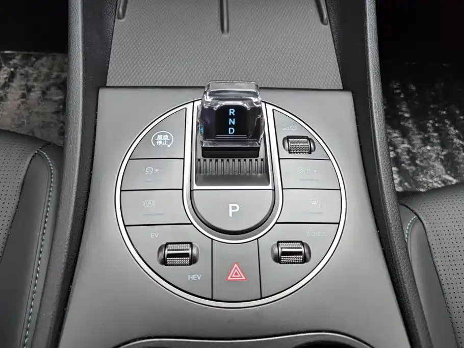 BYD Seal 05 DM-i — миниатюра 16