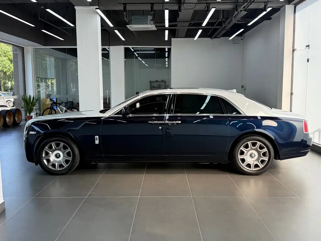 Rolls-Royce Ghost — миниатюра 4