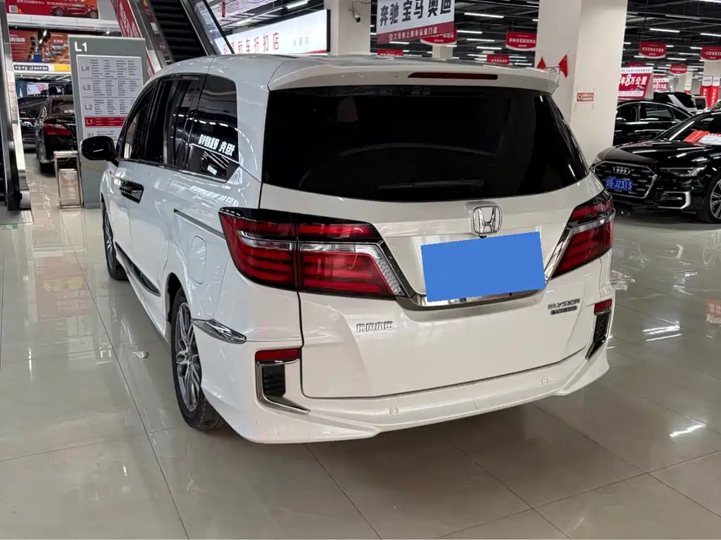 Honda Elysion — миниатюра 7