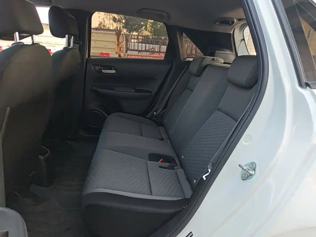 Honda Fit — миниатюра 17