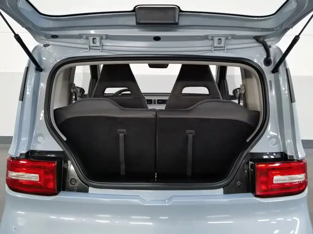 Wuling MINIEV — миниатюра 16