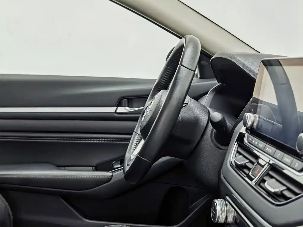 Nissan Teana — миниатюра 22