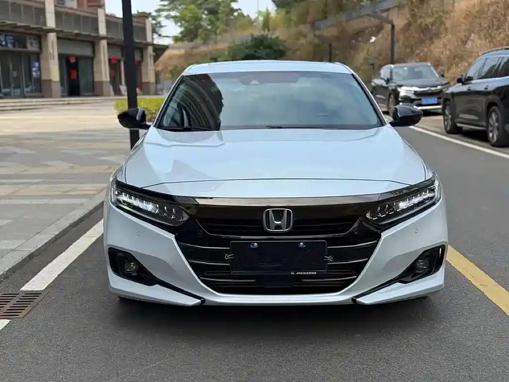 Honda Accord — миниатюра 2