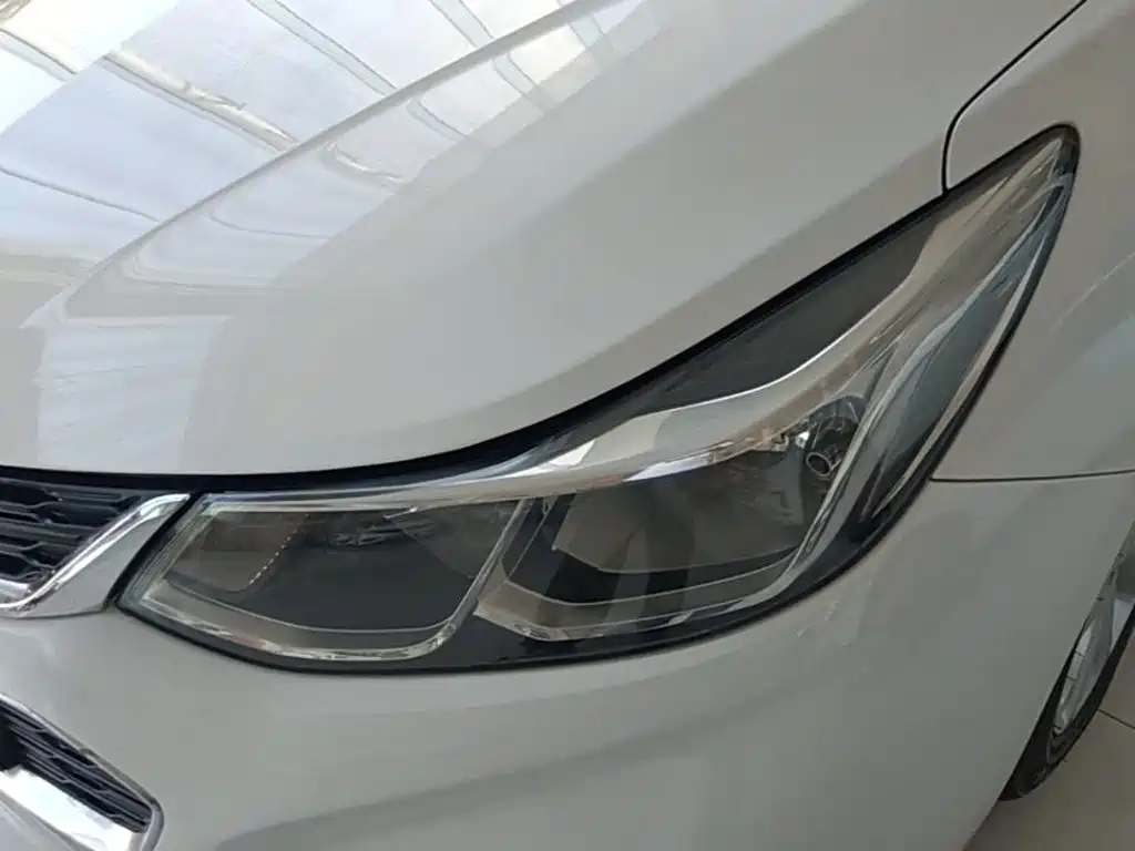 Chevrolet Cruze — миниатюра 24