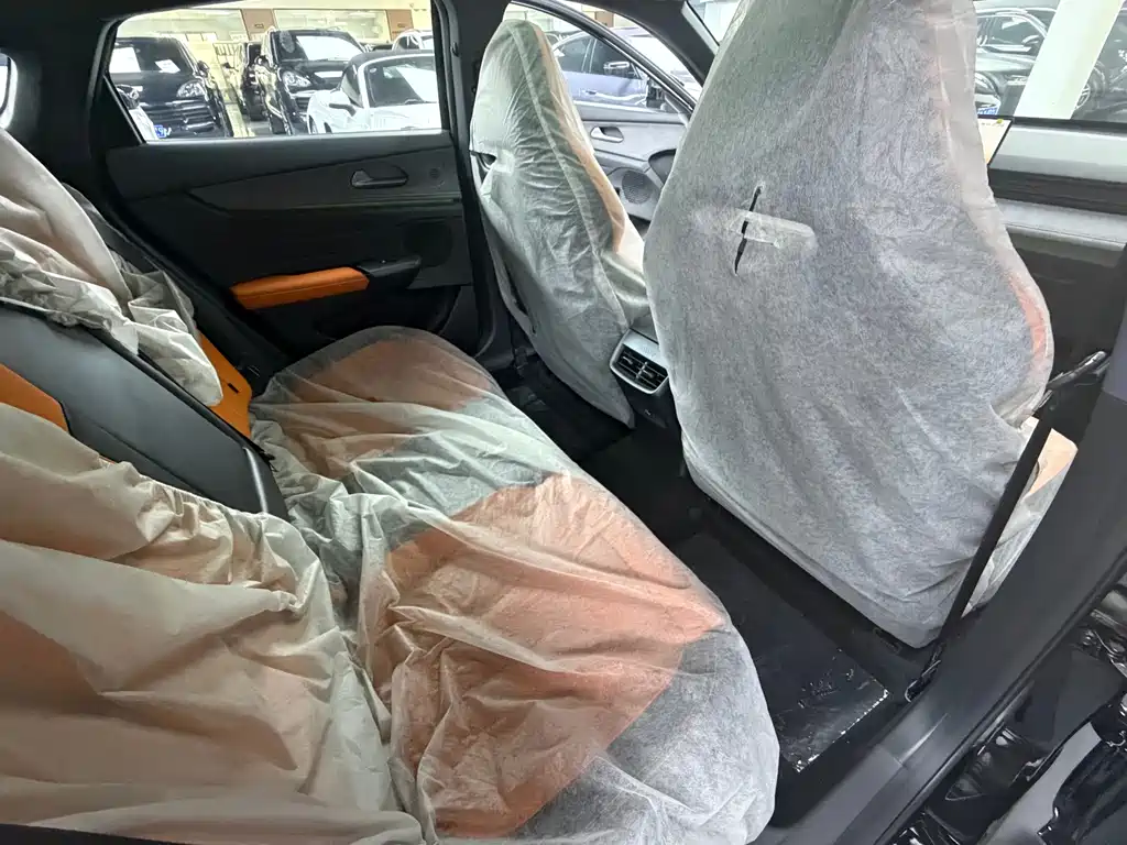Changan UNI-V 2025 1.5T 500Bar Luxury Sport