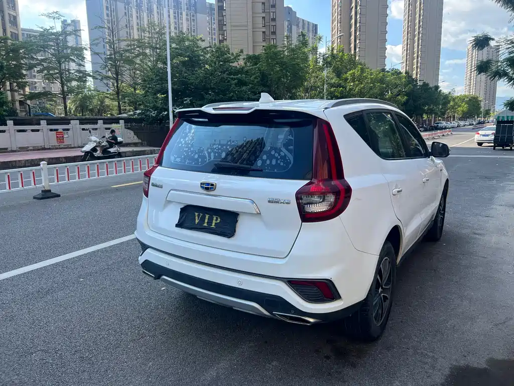 Geely Vision X6 — миниатюра 7