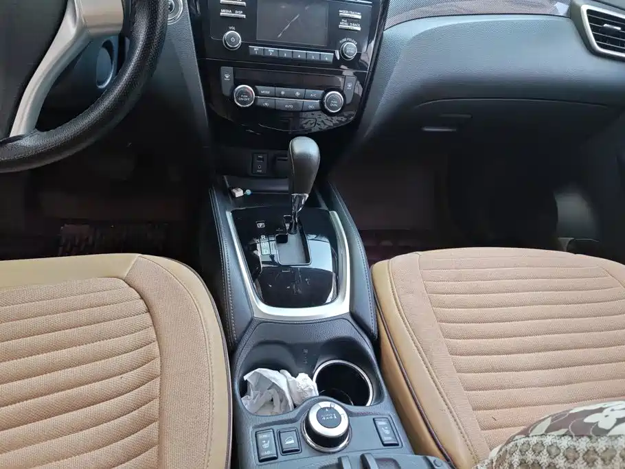 Nissan X-Trail — миниатюра 16
