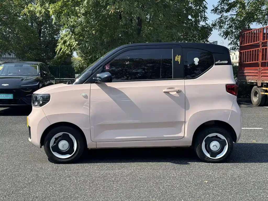 Wuling MINIEV — миниатюра 2