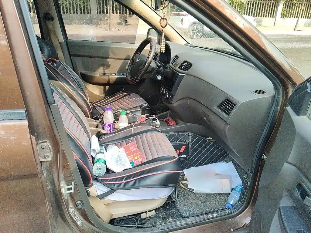 Wuling Hongguang — миниатюра 18