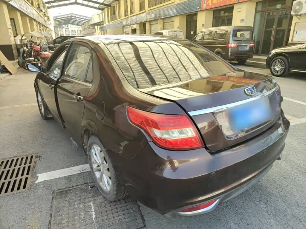 Geely Vision — миниатюра 5