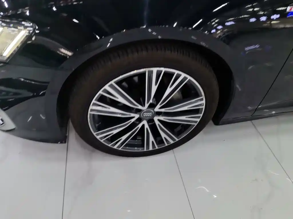 Audi A6L — миниатюра 23