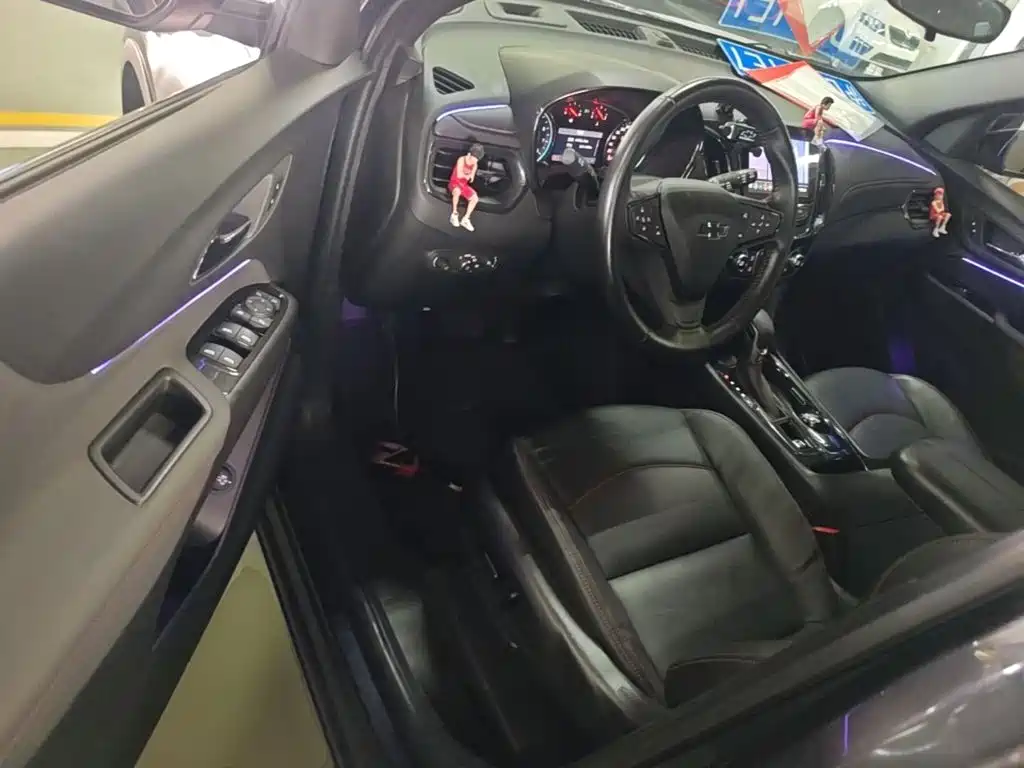 Chevrolet Equinox — миниатюра 16