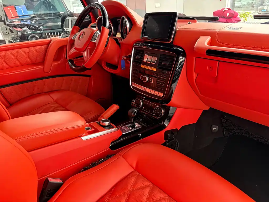 Mercedes-Benz G-Class — миниатюра 8