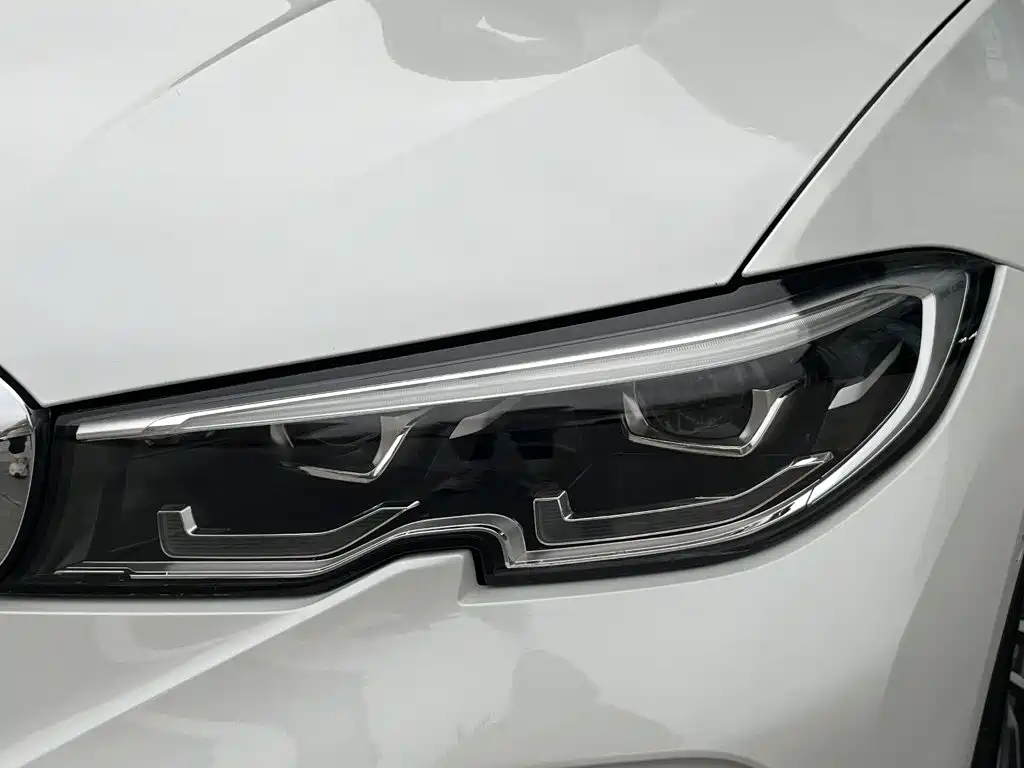 BMW 3 Series — миниатюра 9