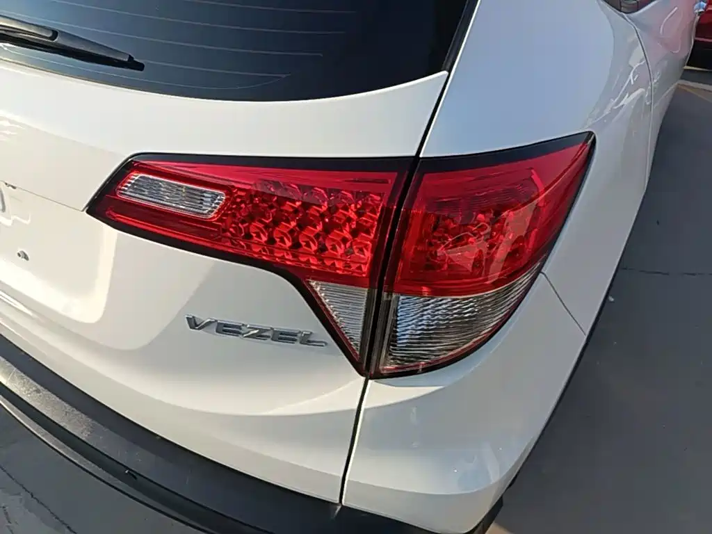 Honda Vezel — миниатюра 8