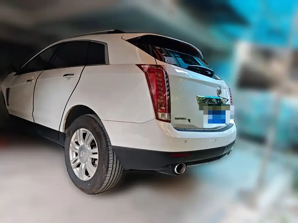 Cadillac SRX — миниатюра 4