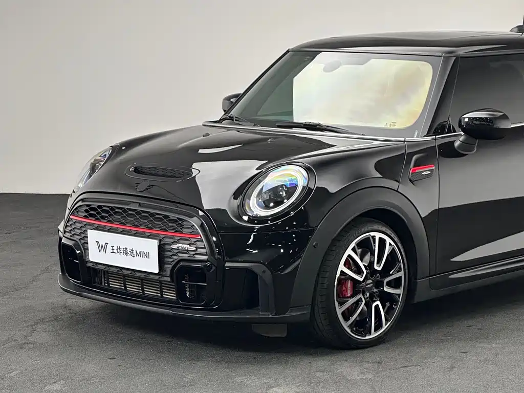 MINI JCW