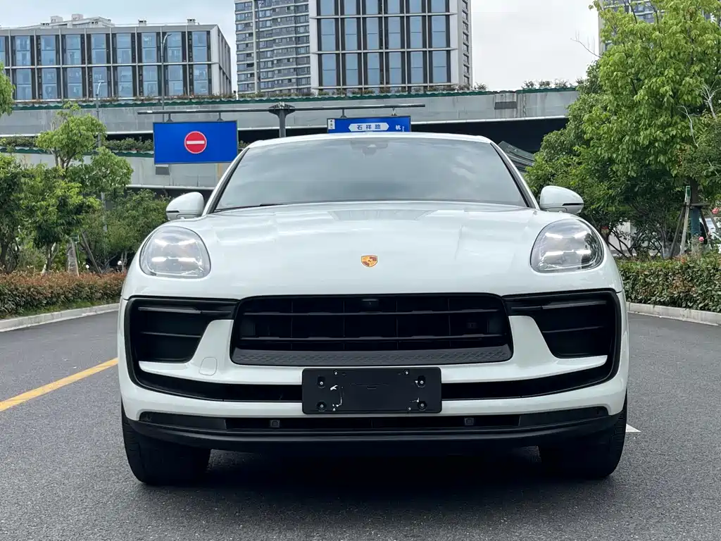 Porsche Macan — миниатюра 2
