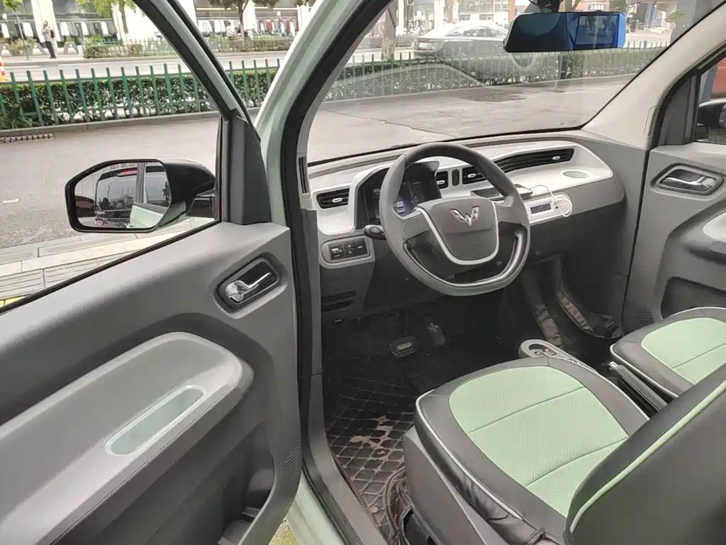 Wuling MINIEV — миниатюра 16