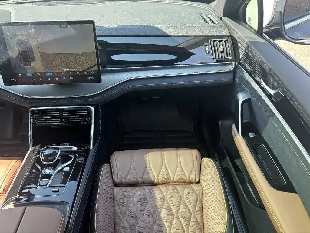 BYD Tang New Energy — миниатюра 14