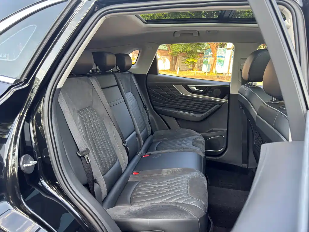 Hongqi Hongqi HS5 — миниатюра 18