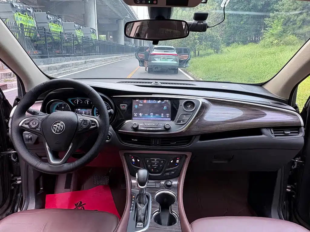 Buick Envision Plus — миниатюра 10