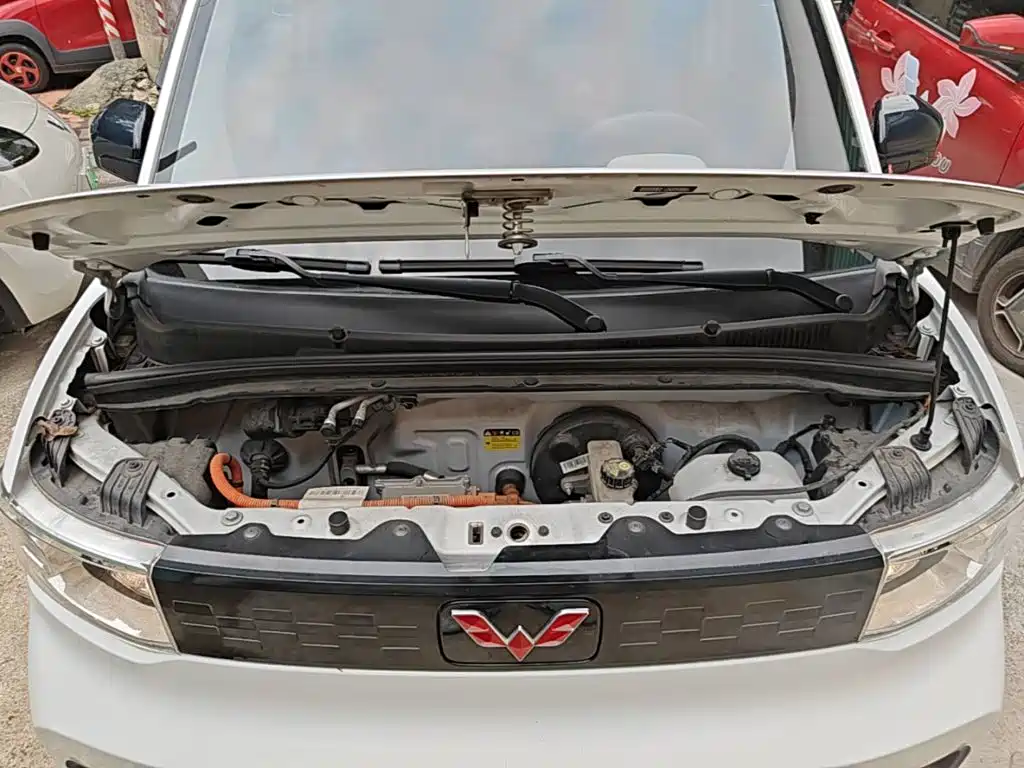Wuling MINIEV — миниатюра 20