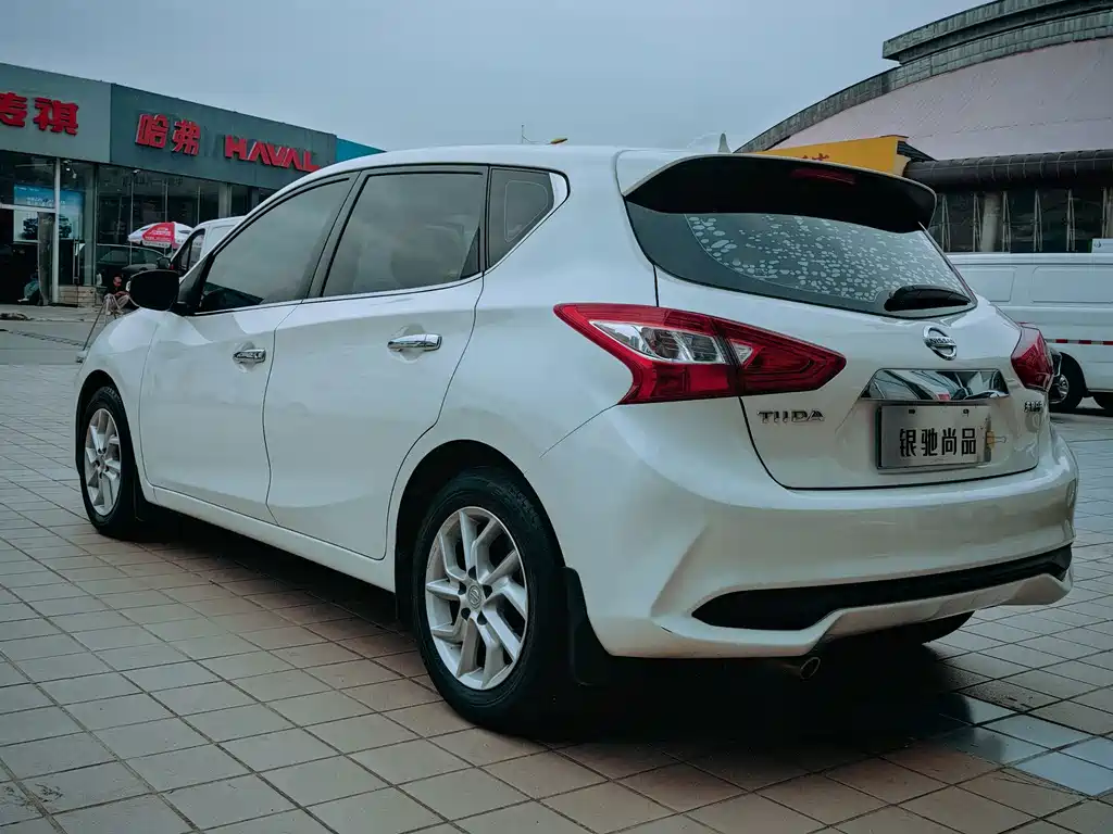 Nissan Tiida — миниатюра 16