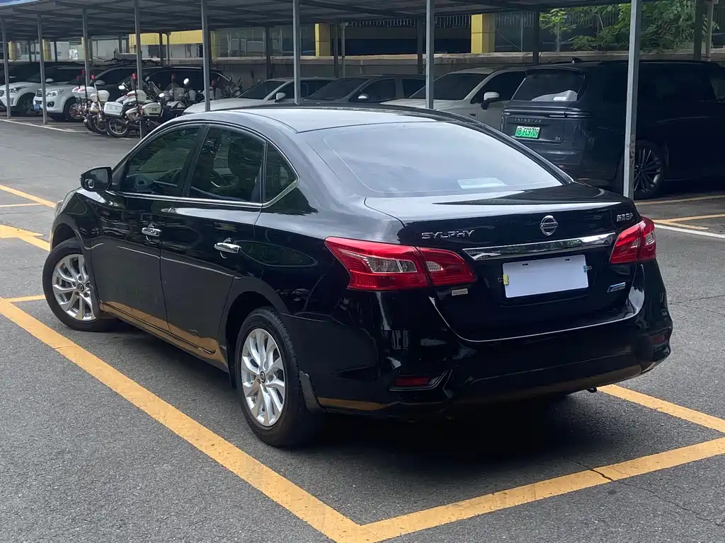 Nissan Sylphy — миниатюра 6