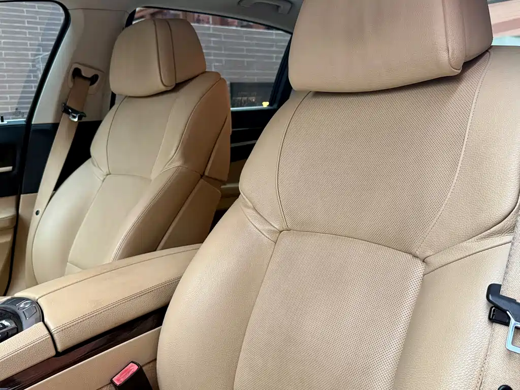 BMW 7 Series — миниатюра 20