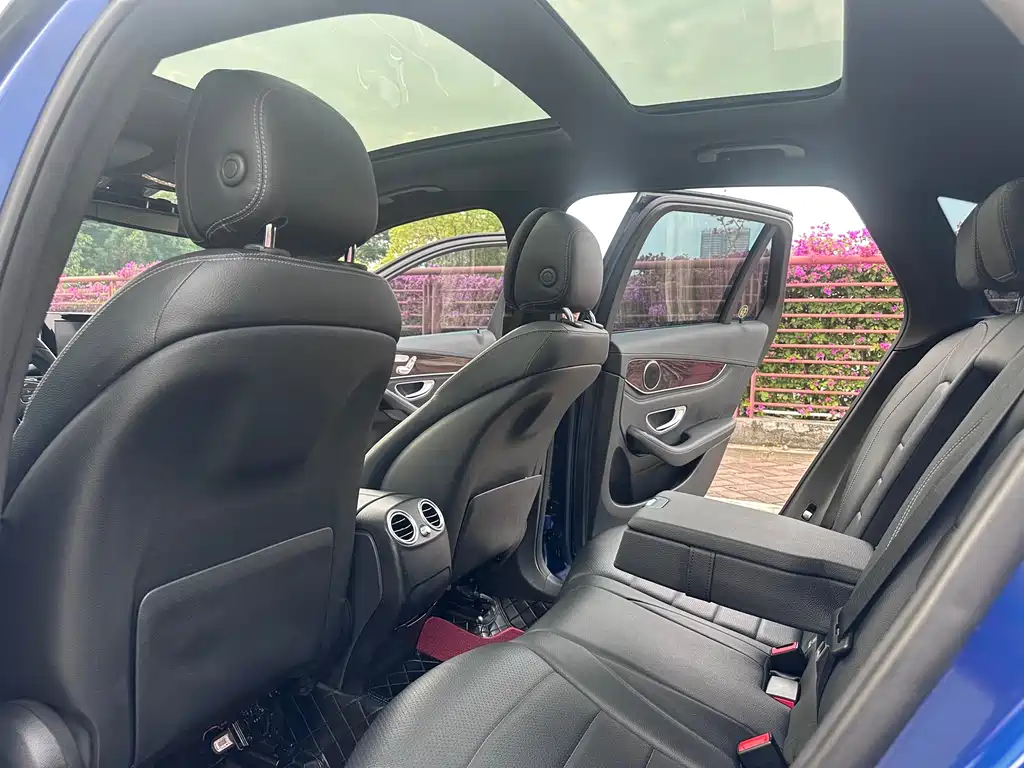 Mercedes-Benz GLC — миниатюра 8