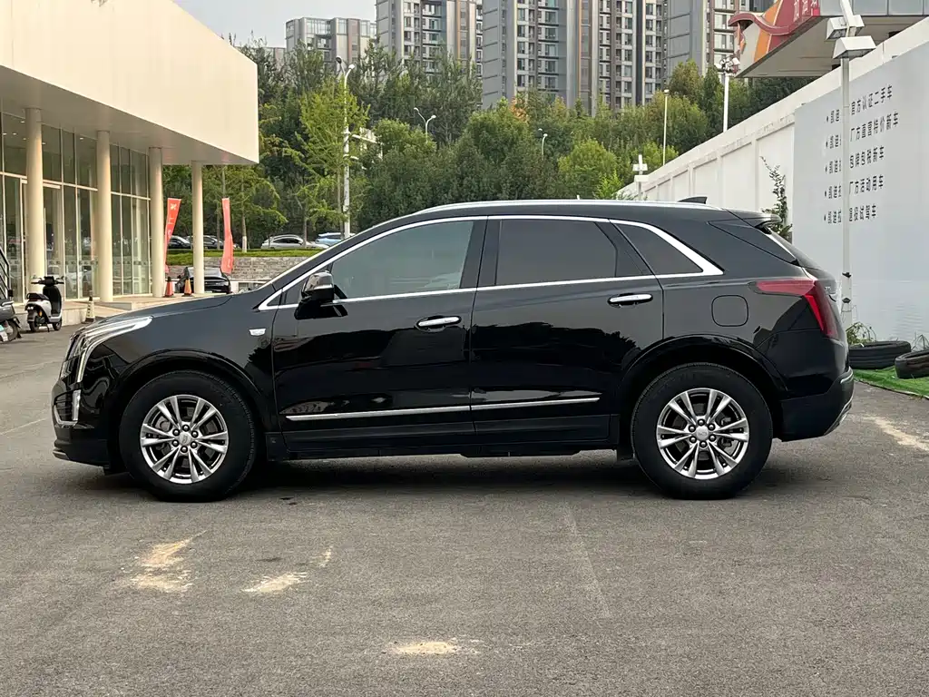 Cadillac XT5 — миниатюра 3