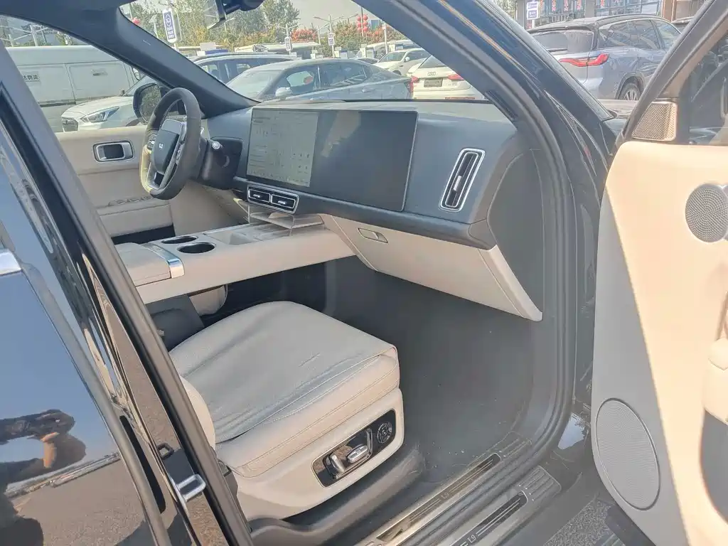 Li Auto Li L9 — миниатюра 10