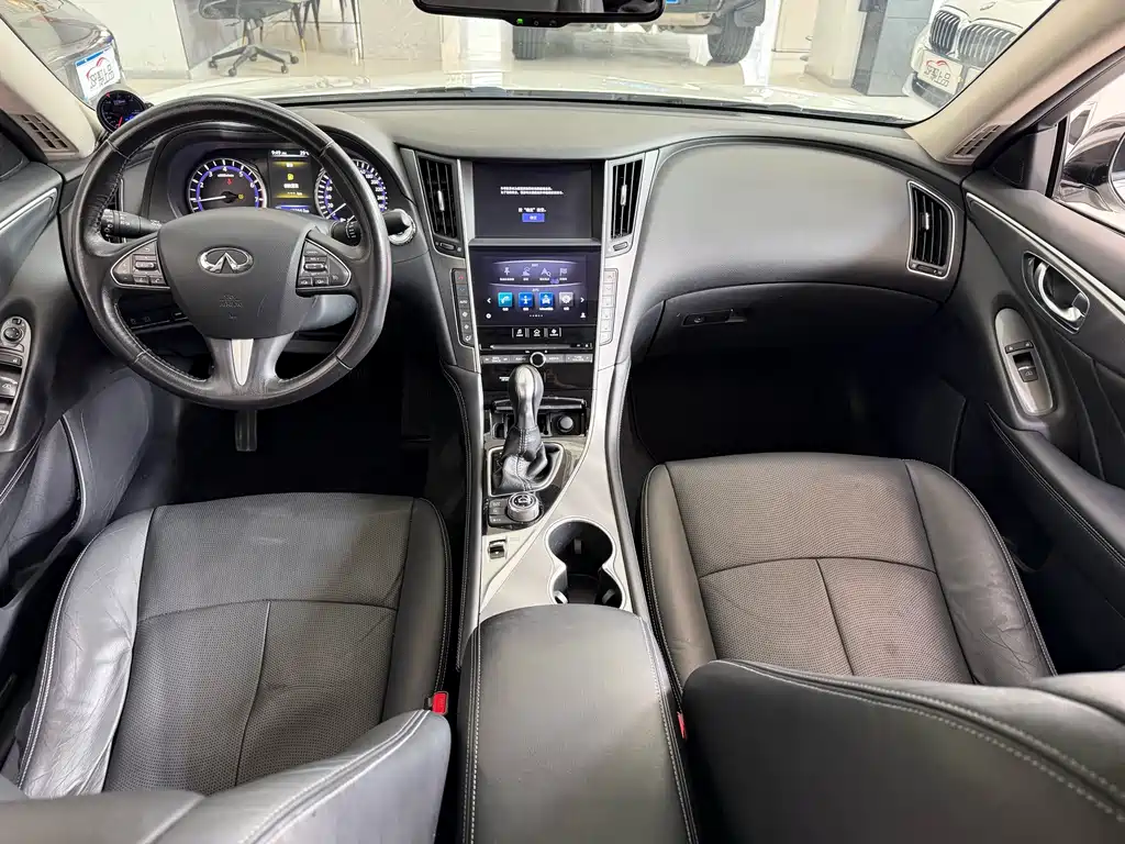 Infiniti Q50L — миниатюра 6