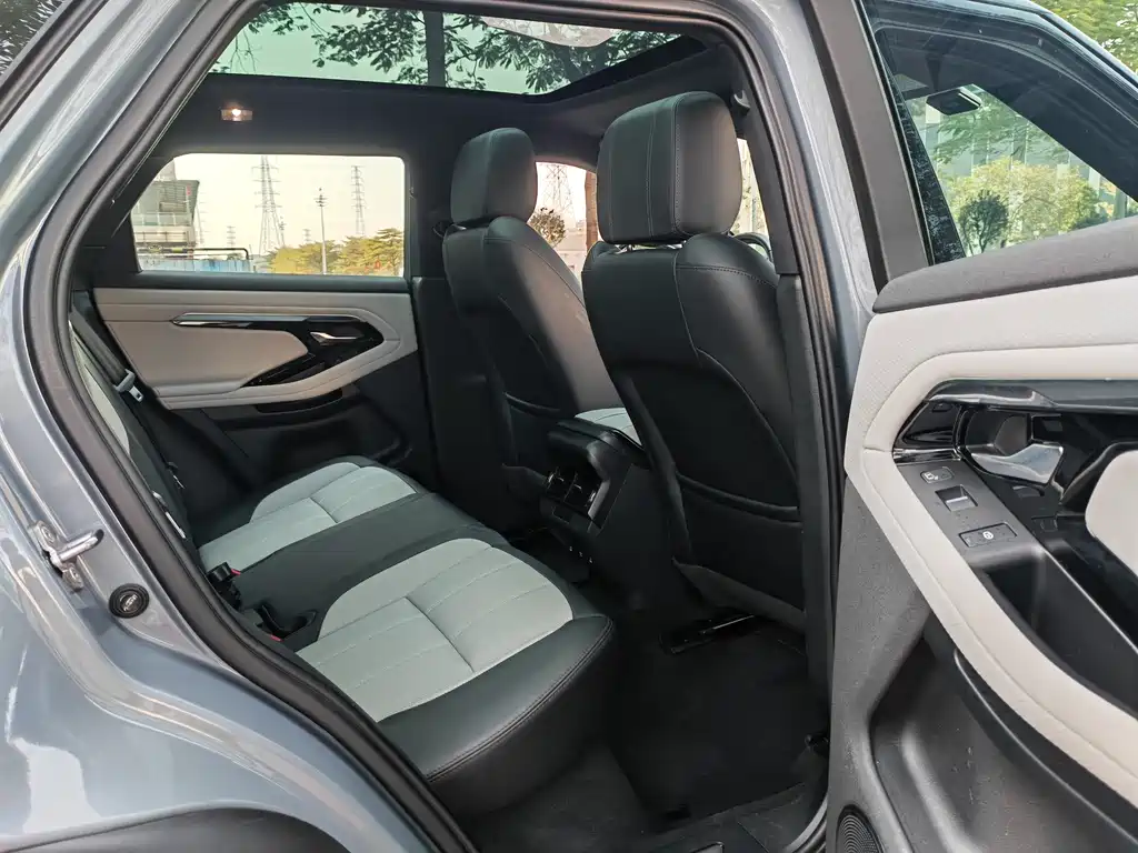 LAND ROVER RANGE ROVER AURORA