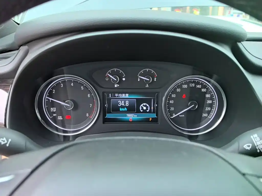 Buick LaCrosse — миниатюра 12