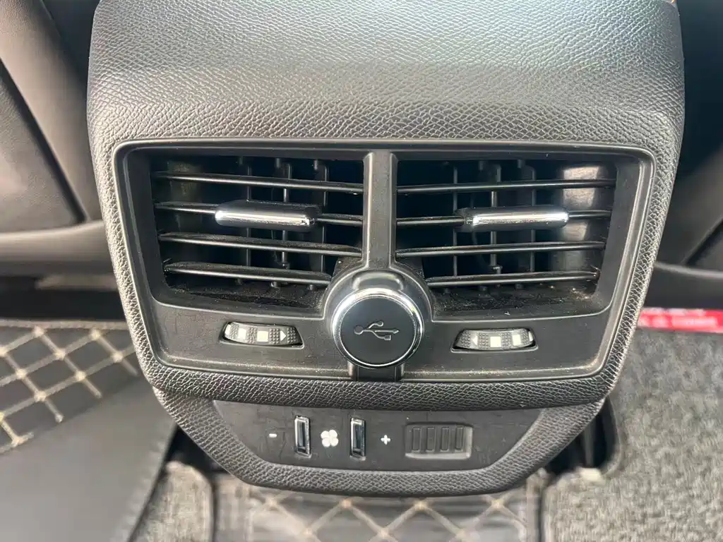 Peugeot 5008 — миниатюра 12