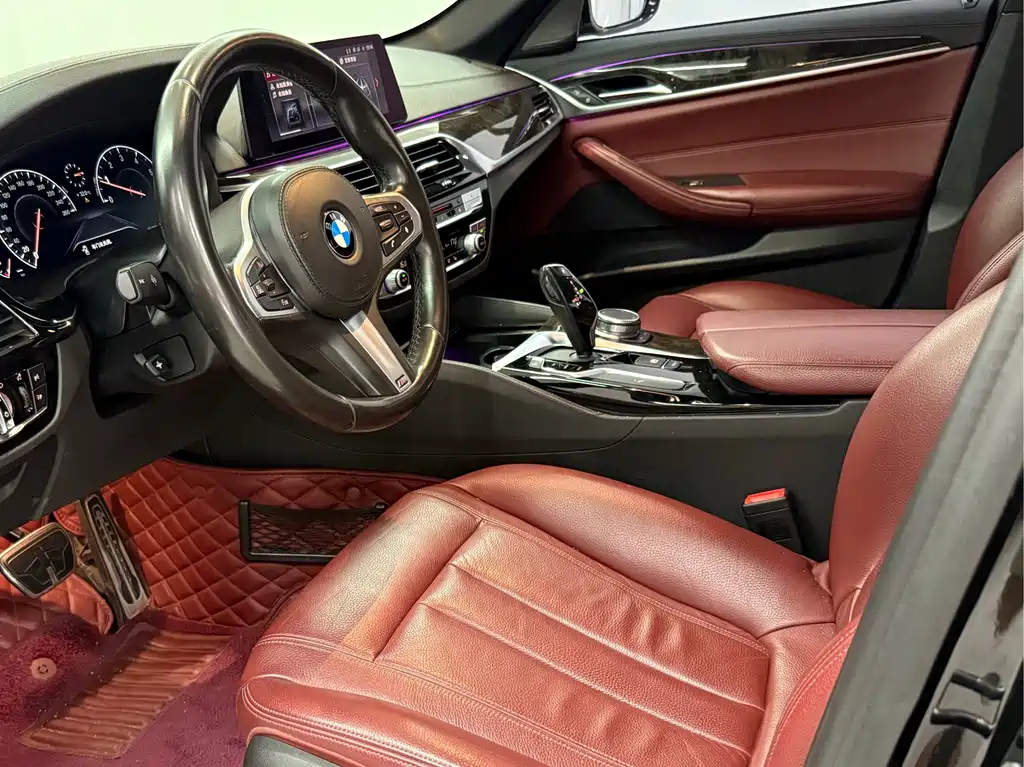 BMW 5 Series — миниатюра 4