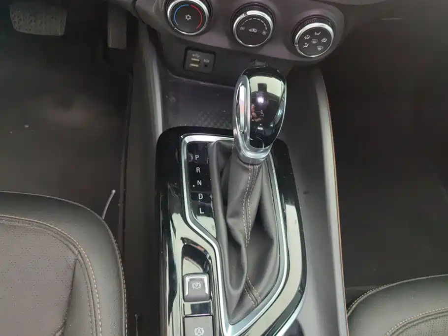 Buick Verano — миниатюра 16