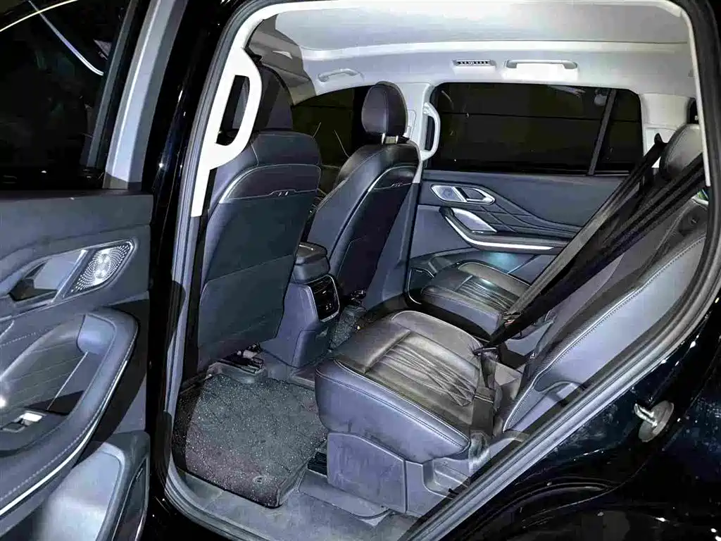 Hongqi Hongqi HS7 PHEV — миниатюра 5